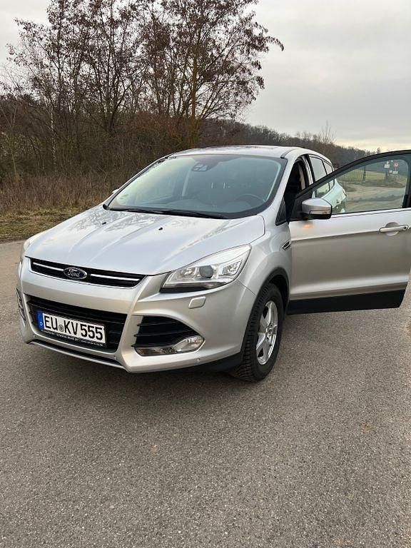 Gebraucht Ford Kuga Titanium 140 PS (102 kW) 2013 Silber SUV