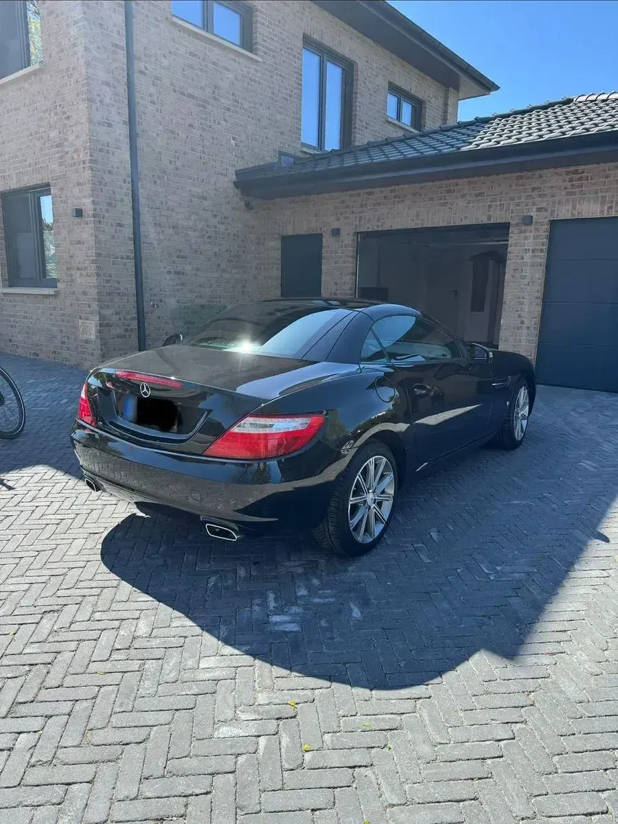 Gebraucht Mercedes SLK200 184 PS (135 kW) 2011 Schwarz Cabrio