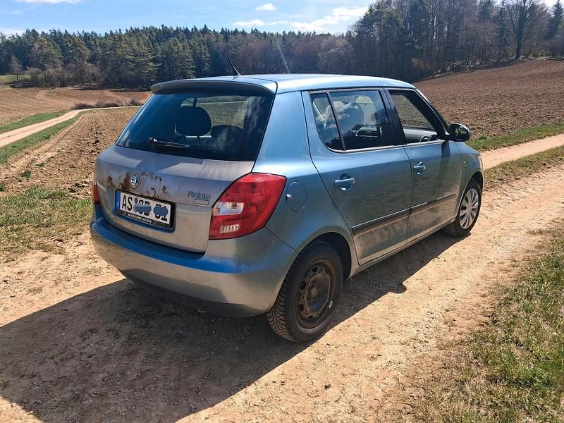 Gebraucht Skoda Fabia 69 PS (50 kW) 2009 Blau Kleinwagen