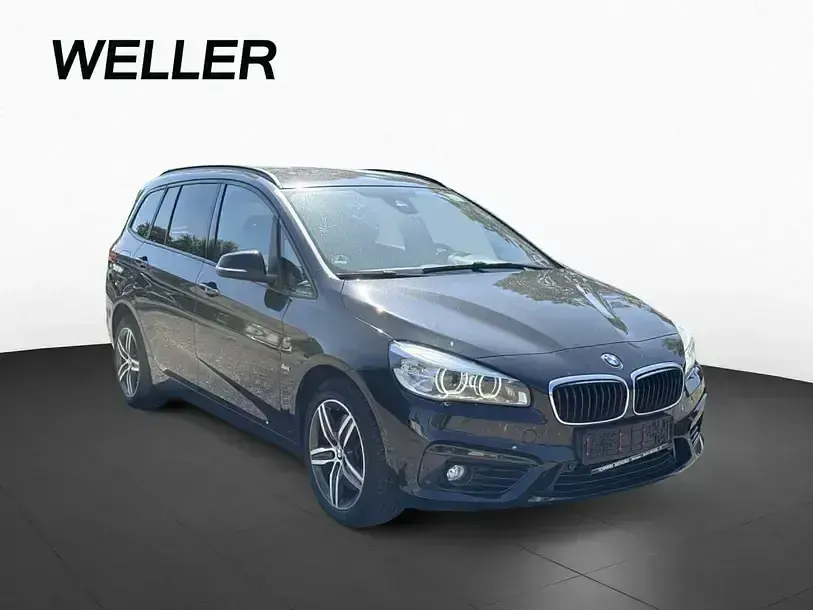 Gebraucht BMW 220 Gran Tourer Sport Line 190 PS (139 kW) 2017 Schwarz Van / Kleinbus