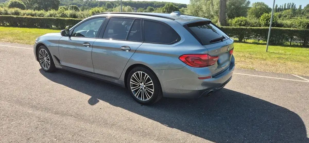 Gebraucht BMW 530 Sport Line 265 PS (194 kW) 2019 Grau Kombi