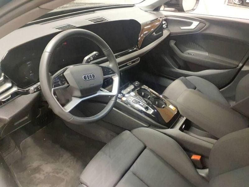 Second-hand Audi A5 Sport 204 CP (150 kW) 2025 Negru Break