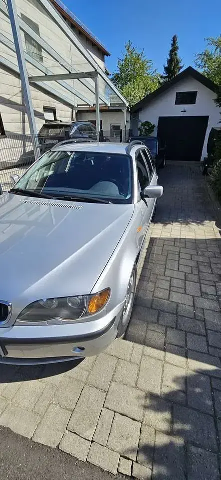 Gebraucht BMW 320 Lifestyle 150 PS (110 kW) 2004 Silber Kombi