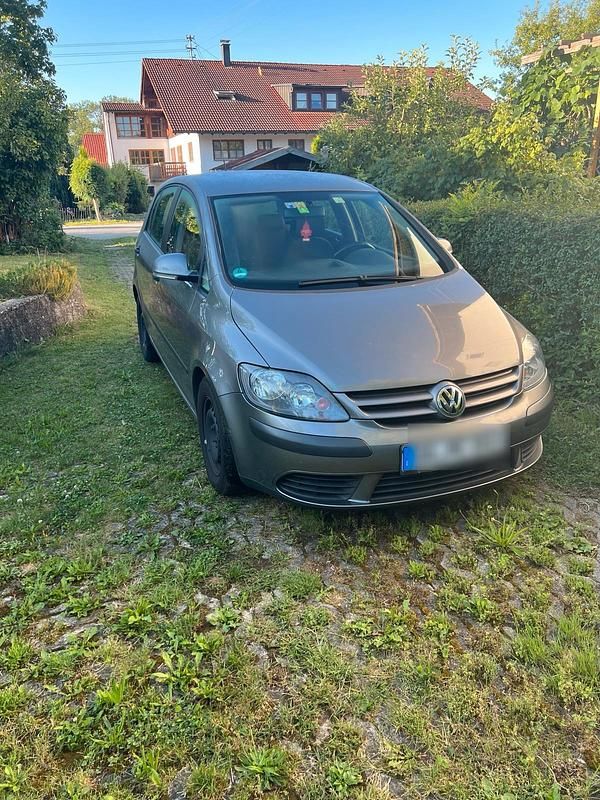 Grau Gebraucht 2006 VW Golf Plus Van / Kleinbus | 590 € (Superpreis) - Bild 1/4