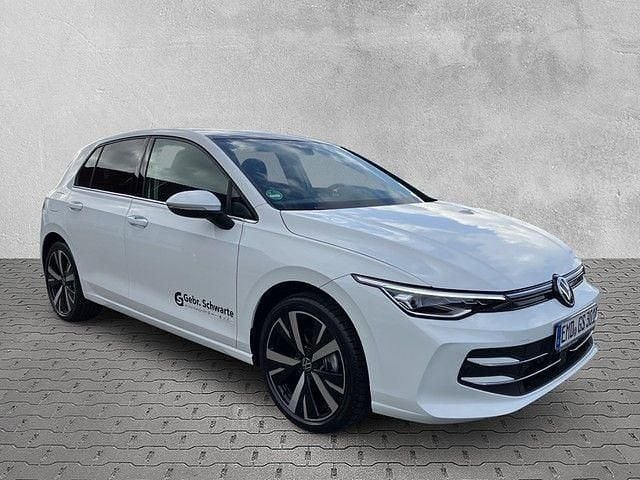 Gebraucht VW Golf VIII Style 150 PS (110 kW) 2025 Weiß Limousine