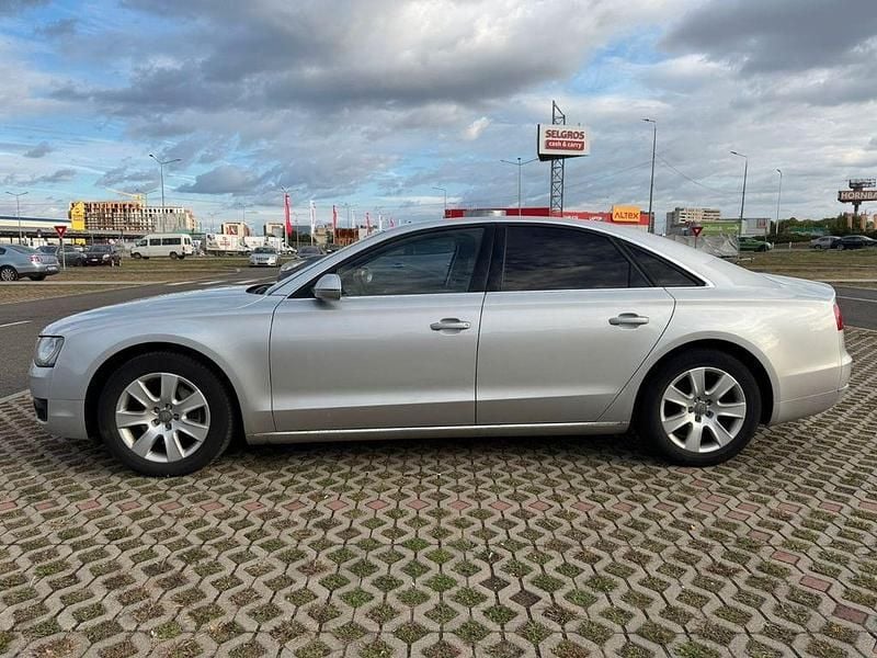 Gebraucht Audi A8 250 PS (183 kW) 2012 Grau Limousine