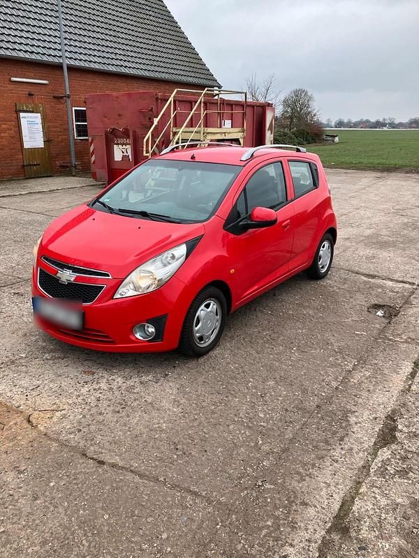 Gebraucht Chevrolet Spark 83 PS (61 kW) 2010 Rot Kleinwagen