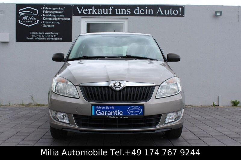 Beige Gebraucht 2013 Skoda Fabia Cool Edition Limousine | 4.660 € (Fairer Preis) - Bild 1/4