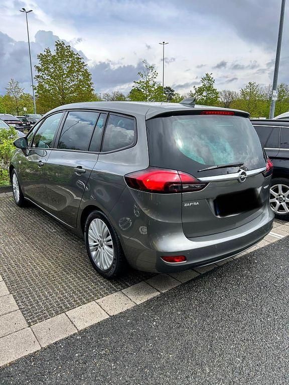 Gebraucht Opel Zafira Tourer Selection 140 PS (102 kW) 2017 Grau Van / Kleinbus