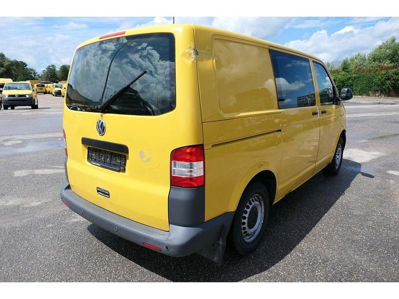 Usata VW Transporter 84 CV (61 kW) 2011 Giallo Furgone