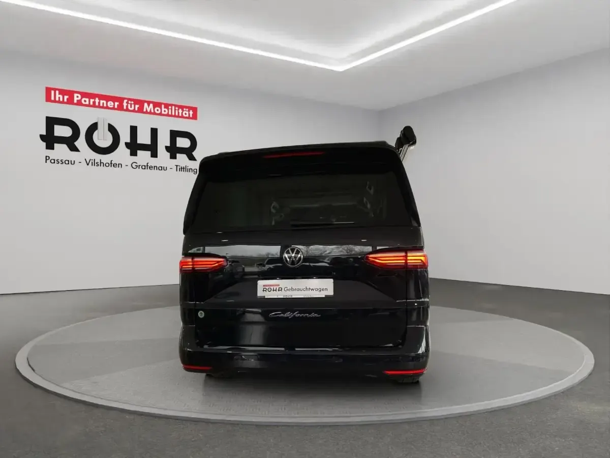 Gebraucht VW California California 150 PS (110 kW) 2025 Deep black perleffekt Van