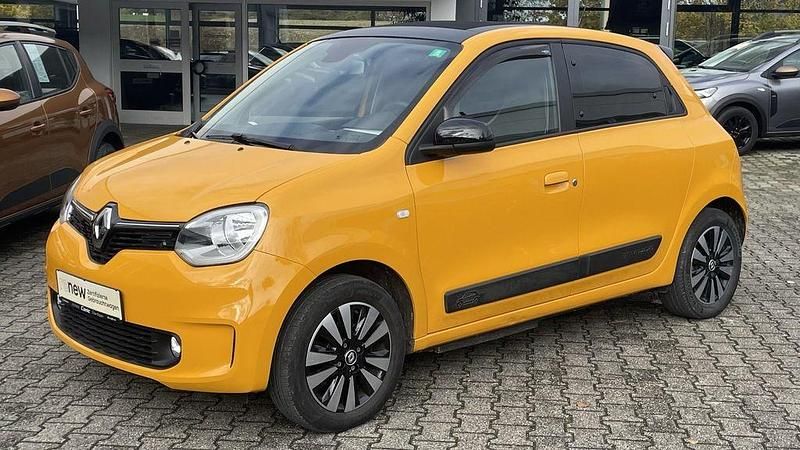 Gelb Gebraucht 2022 Renault Twingo Equilibre Kleinwagen | 13.940 € (Fairer Preis) - Bild 1/3