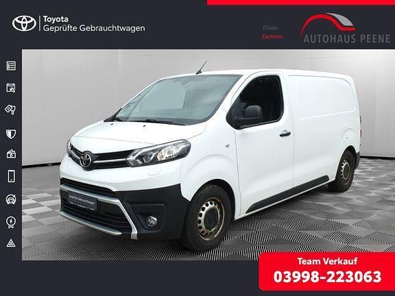 Schaumweiß Gebraucht 2019 Toyota Proace Van | 17.990 € (Etwas zu teuer) - Bild 1/4