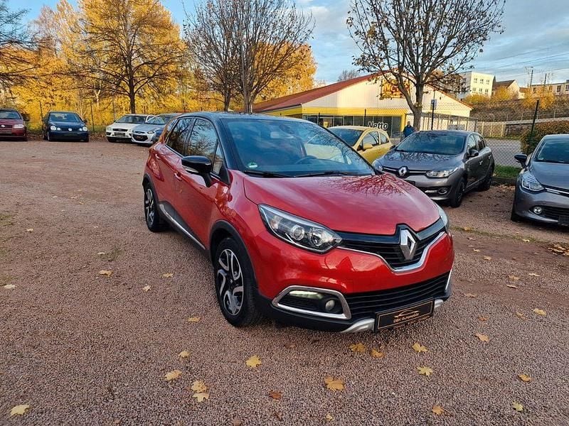 Rot Gebraucht 2015 Renault Captur SUV | 9.380 € (Guter Preis) - Bild 1/4