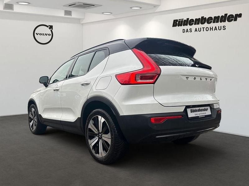 Gebraucht Volvo XC40 Core 169 kW (231 PS) 2023 Weiß SUV