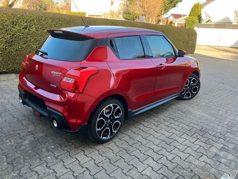 Gebraucht Suzuki Swift Sport 129 PS (94 kW) 2024 Rot Kleinwagen