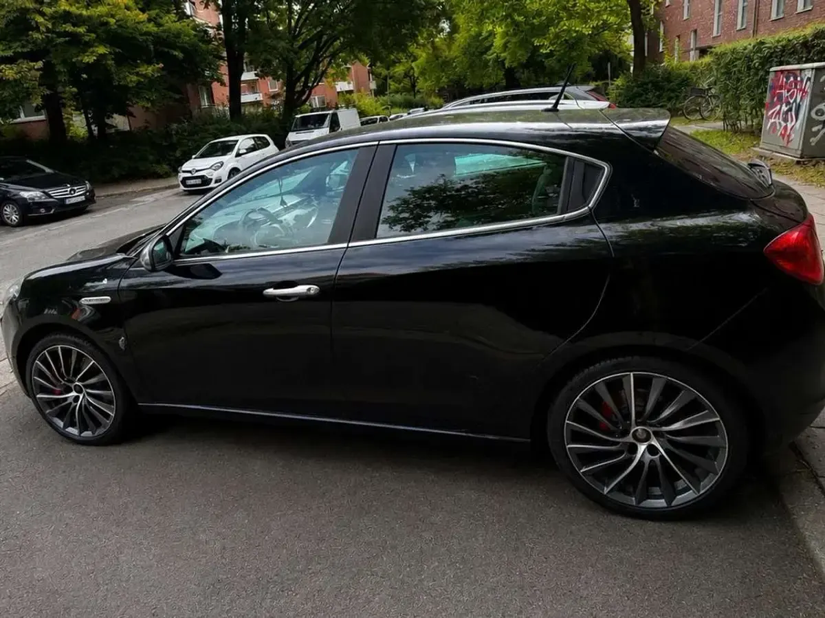 Gebraucht Alfa Romeo Giulietta Turismo 170 PS (125 kW) 2014 Kleinwagen