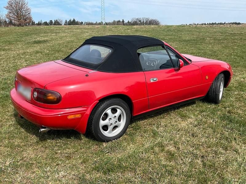 Gebraucht Mazda MX5 90 PS (66 kW) 1995 Rot Cabrio