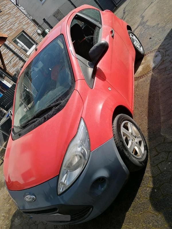 Second-hand Ford Ka 69 CP (50 kW) 2009 Roșu Hatchback