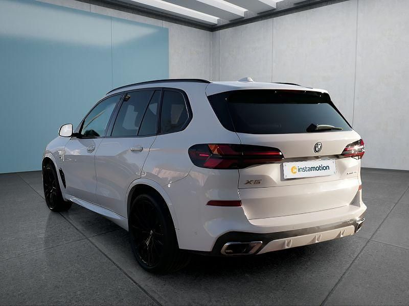 Gebraucht BMW X5 489 PS (359 kW) 2023 Weiß SUV