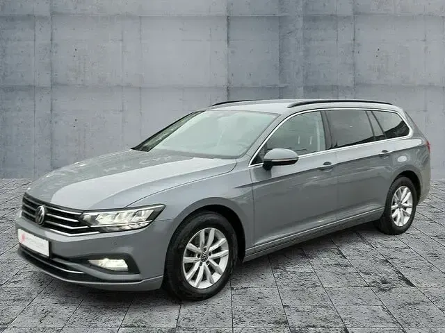 Gebraucht VW Passat Business 150 PS (110 kW) 2022 Grau Kombi