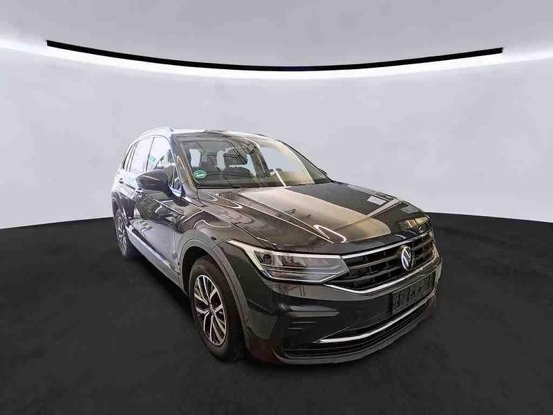Gebraucht VW Tiguan R 245 PS (180 kW) 2022 Urano gray SUV