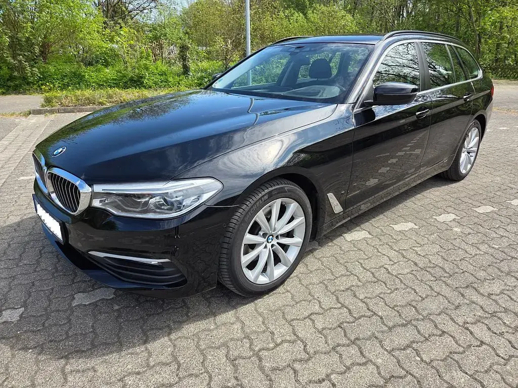 Gebraucht BMW 520 Performance 190 PS (139 kW) 2018 Schwarz Kombi
