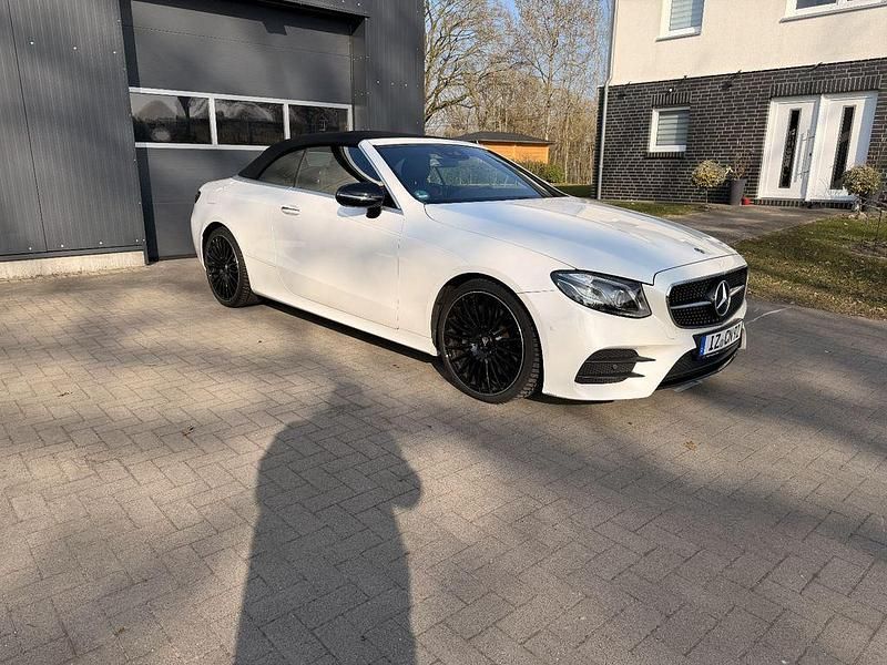 Gebraucht Mercedes E350 299 PS (219 kW) 2020 Weiß Cabrio