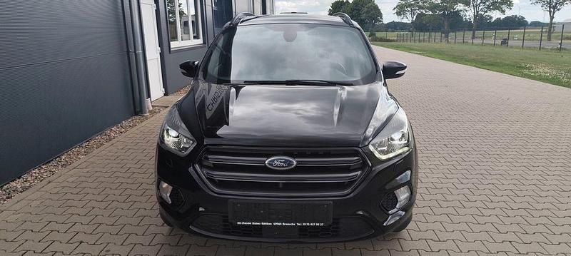 Gebraucht Ford Kuga ST-Line 179 PS (131 kW) 2020 Schwarz SUV