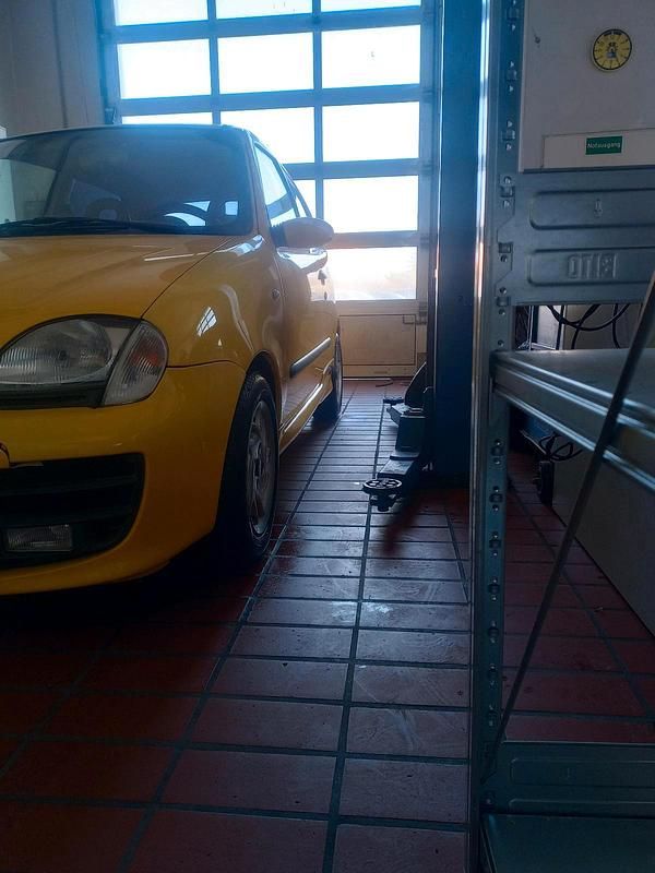 Gelb Gebraucht 2001 Fiat Seicento Kleinwagen | 9.500 € - Bild 1/4