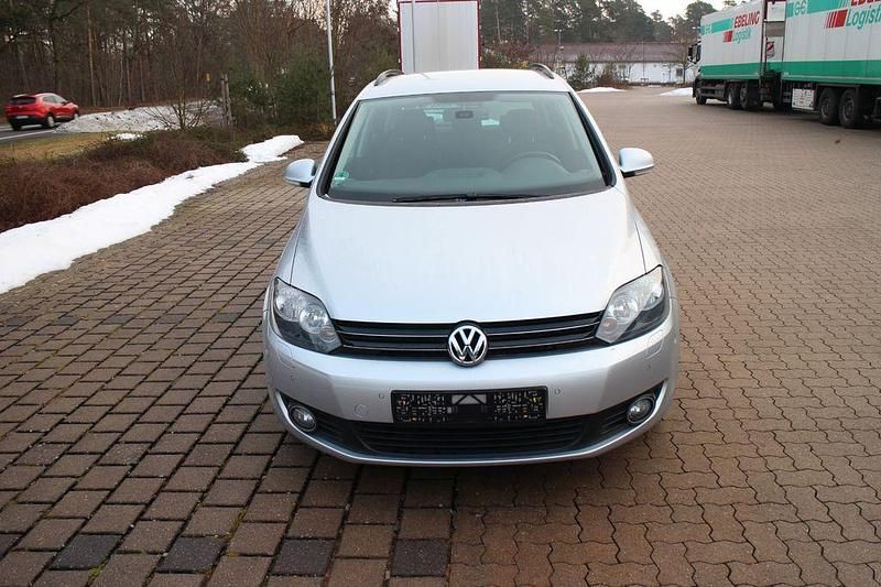 Gebraucht VW Golf VI Team 122 PS (89 kW) 2011 Silber Kleinwagen