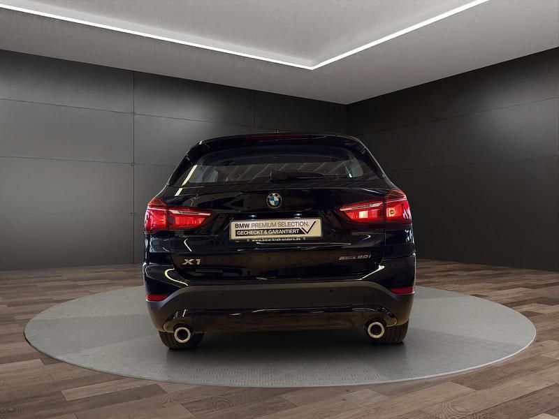 Gebraucht BMW X1 Advantage 184 PS (135 kW) 2022 Schwarz SUV