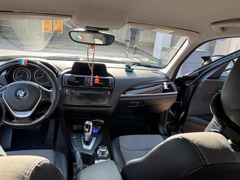 Gebraucht BMW 118 Advantage 143 PS (105 kW) 2014 Schwarz Kleinwagen