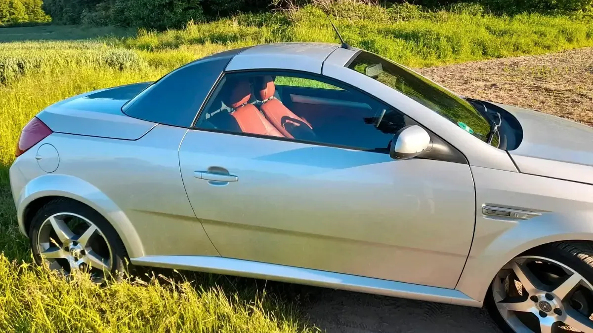 Gebraucht Opel Tigra 90 PS (66 kW) 2007 Grau Cabrio