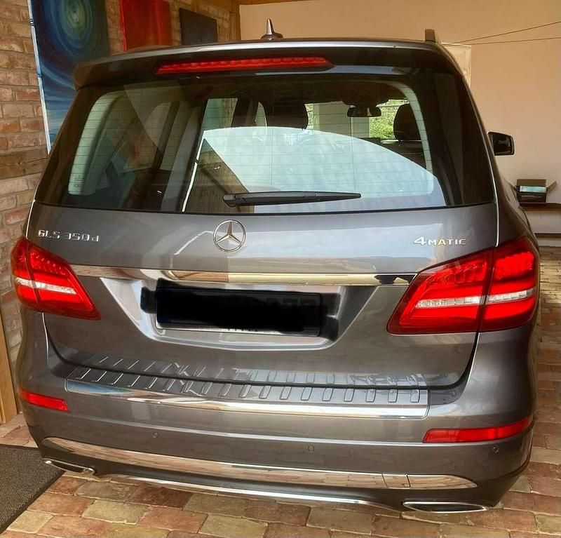 Gebraucht Mercedes GLS350 258 PS (189 kW) 2016 Grau SUV