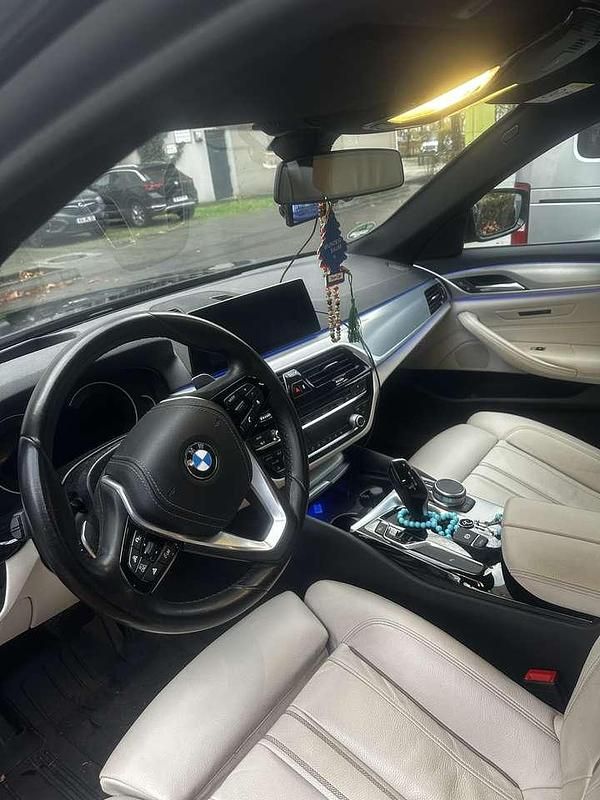 Gebraucht BMW 520 Luxury Line 190 PS (139 kW) 2019 Limousine