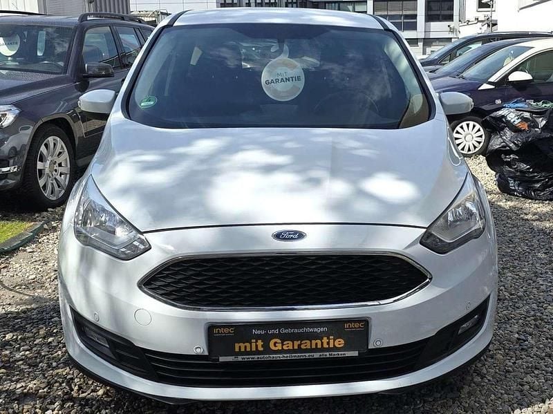 Weiß Gebraucht 2017 Ford C-MAX Van / Kleinbus | 9.500 € (Guter Preis) - Bild 1/4