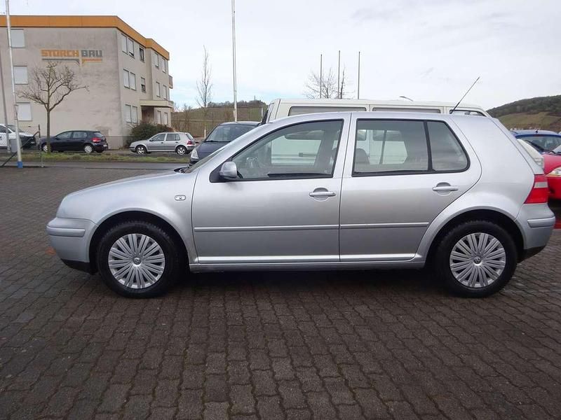 Gebraucht VW Golf IV R 75 PS (55 kW) 2003 Silber Limousine