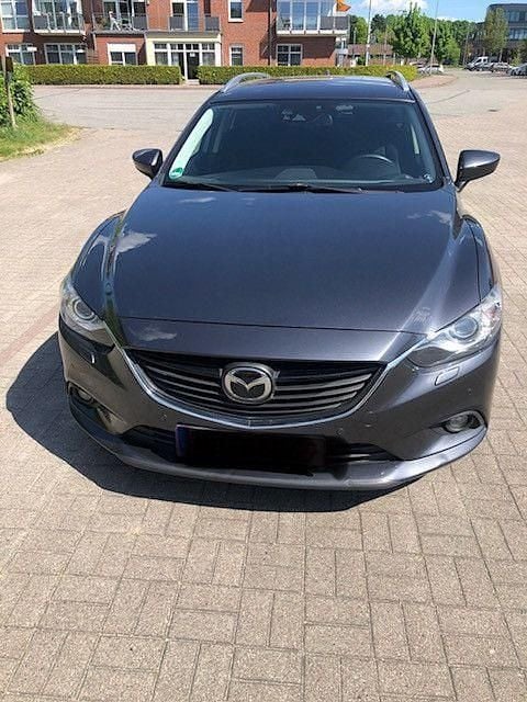 Grau Gebraucht 2013 Mazda 6 Sports-Line Limousine | 6.950 € (Superpreis) - Bild 1/4