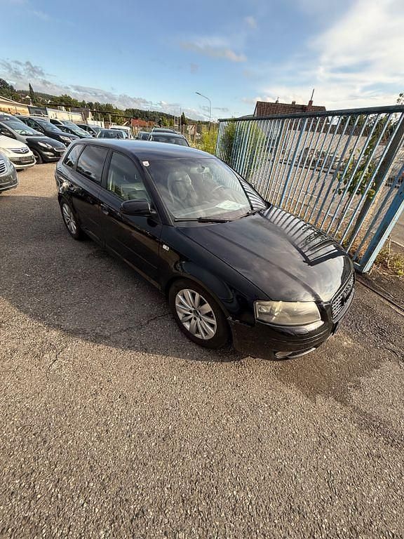 Schwarz Gebraucht 2005 Audi A3 Sportback S-Line Limousine | 1.850 € (Superpreis) - Bild 1/4