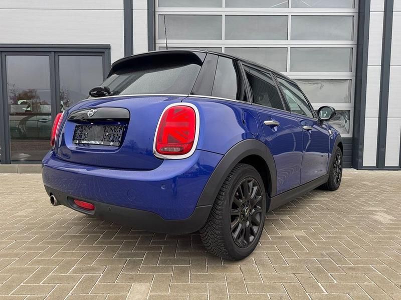Gebraucht Mini Cooper Pepper 136 PS (100 kW) 2019 Blau Kleinwagen