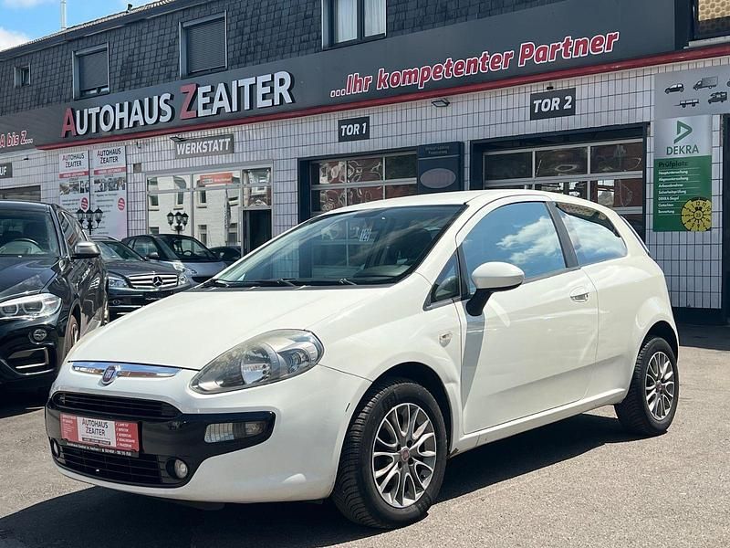 Weiß Gebraucht 2010 Fiat Punto Evo Kleinwagen | 2.990 € (Fairer Preis) - Bild 1/2