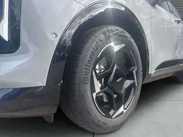 Neu Kia Sportage Spirit 150 PS (110 kW) 2025 Wolf grau SUV