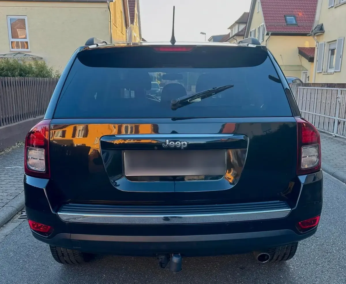 Usata Jeep Compass 163 CV (119 kW) 2013 Nero SUV