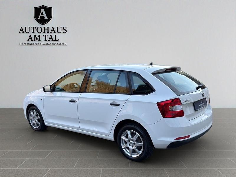 Gebraucht Skoda Rapid Active 86 PS (63 kW) 2014 Weiß Kleinwagen