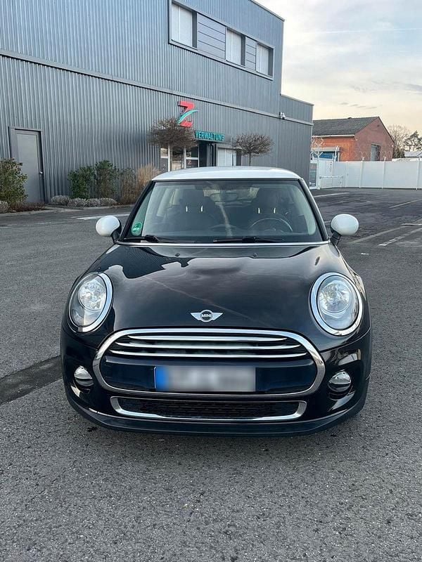 Second-hand Mini Cooper 136 CP (100 kW) 2016 Negru Hatchback
