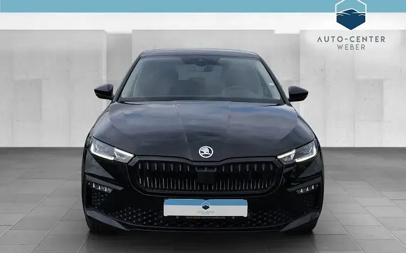 Nowe Skoda Scala 150 KM (110 kW) 2026 Czarny Hatchback