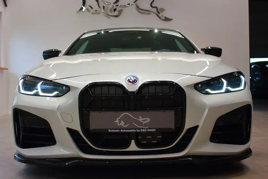 Gebraucht BMW M440 Performance 374 PS (275 kW) 2023 Weiß Coupé