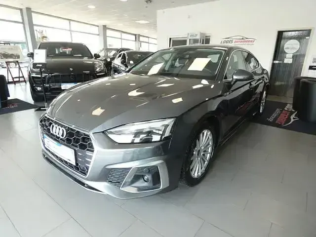 Gebraucht Audi A5 Sportback S-Line 204 PS (150 kW) 2024 Grau Kleinwagen