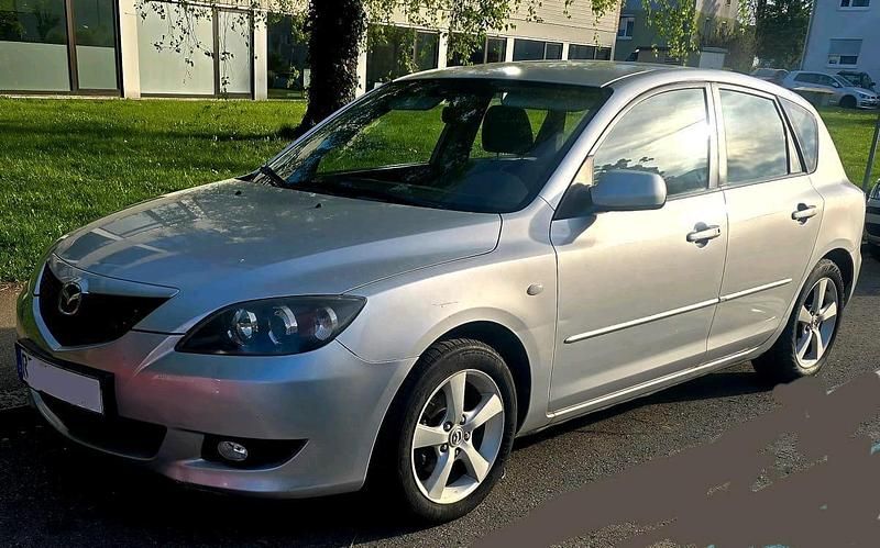 Silber Gebraucht 2006 Mazda 3 Limousine | 2.100 € (Teuer) - Bild 1/4